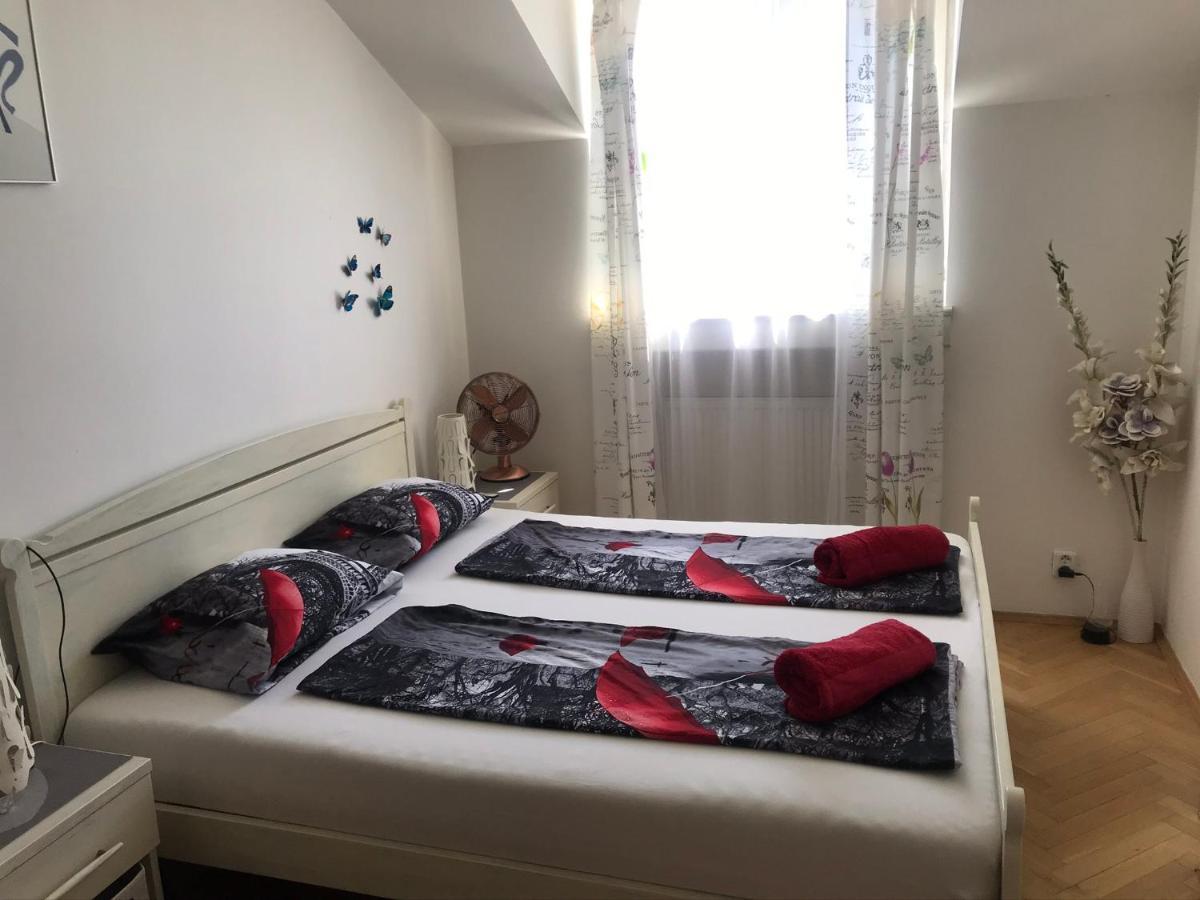 Fantastic Apartment In The City Center Praga Exterior foto