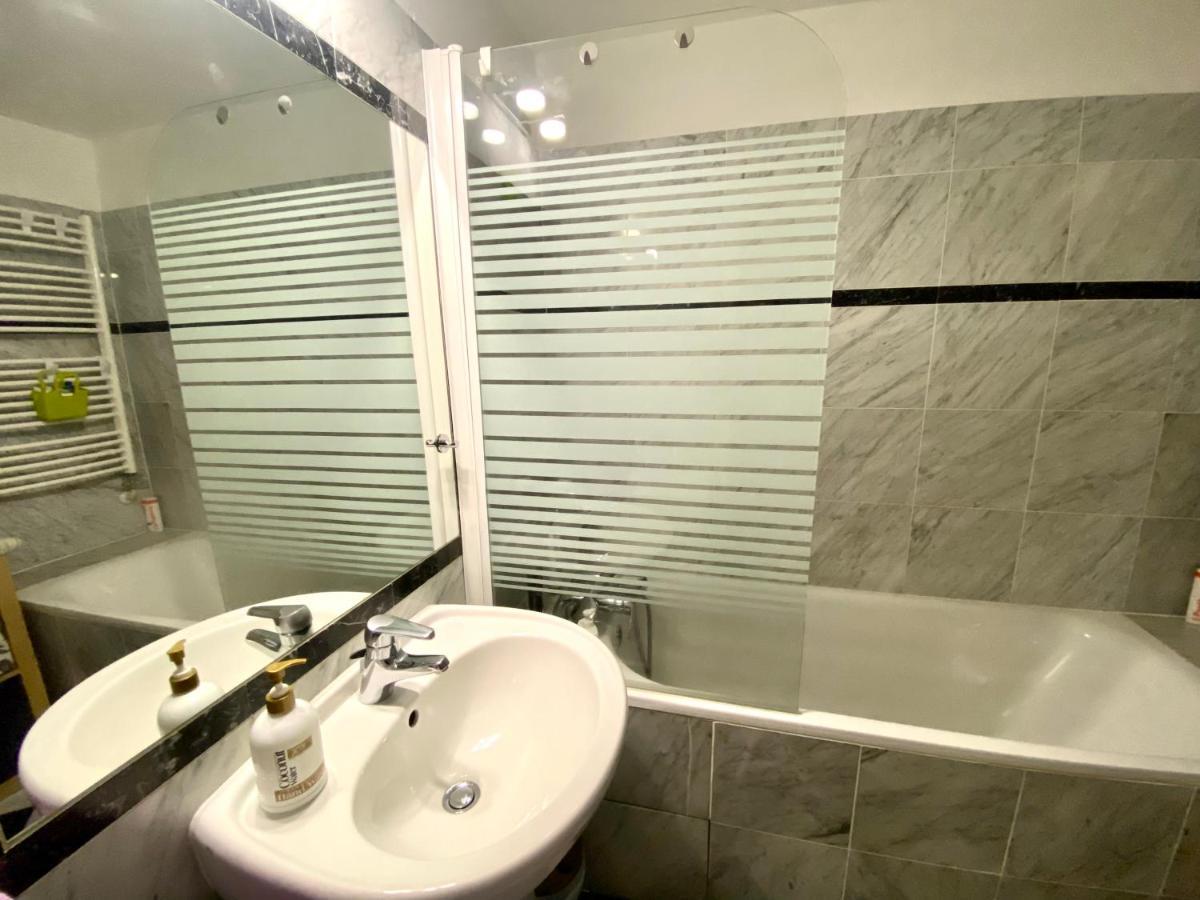 Fantastic Apartment In The City Center Praga Exterior foto